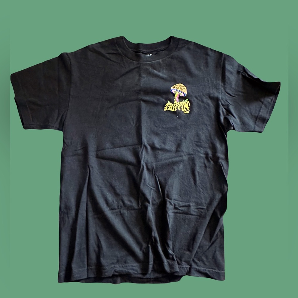 DGK trippin shirt medium